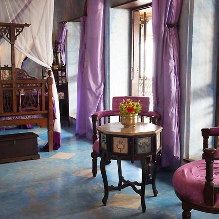 Emerson Spice Zanzibar Buitenkant foto
