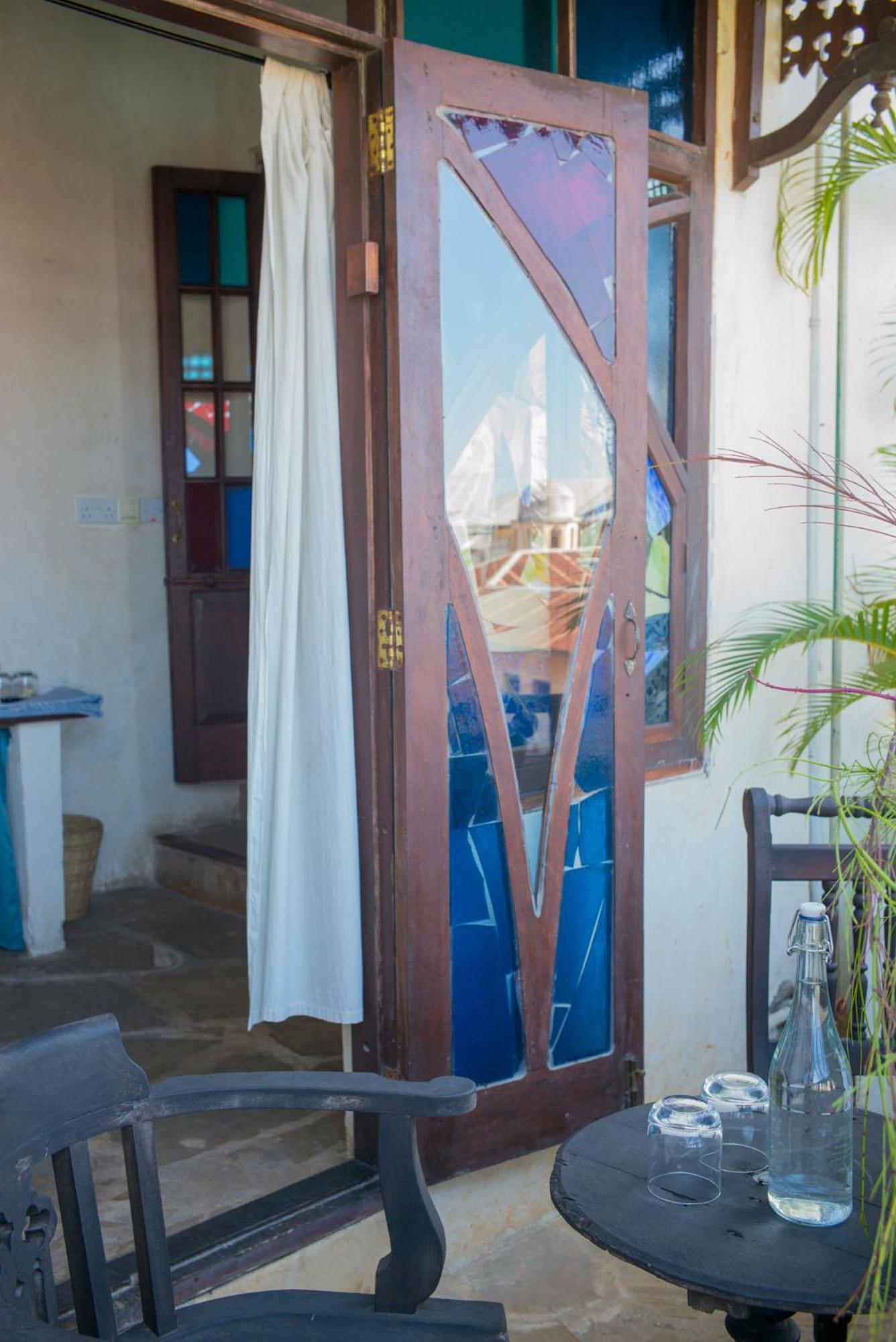 Emerson Spice Zanzibar Buitenkant foto