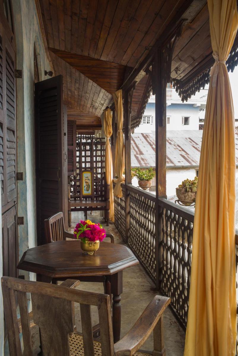Emerson Spice Zanzibar Buitenkant foto